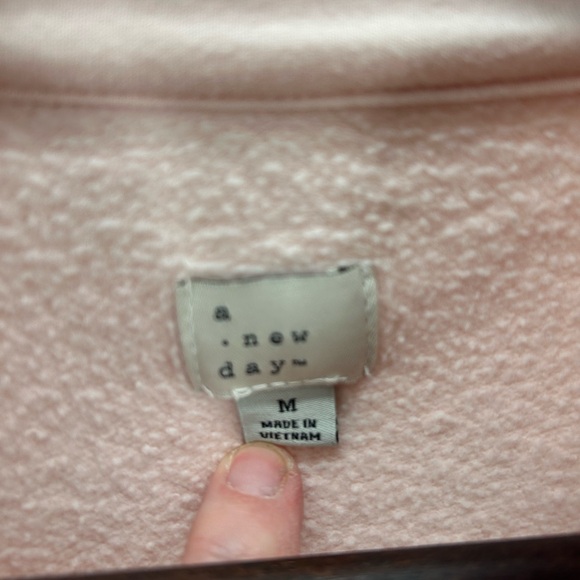 Target A New Day Quarter Zip Sweatshirt, size Medium. Light pink. - Picture 5 of 6